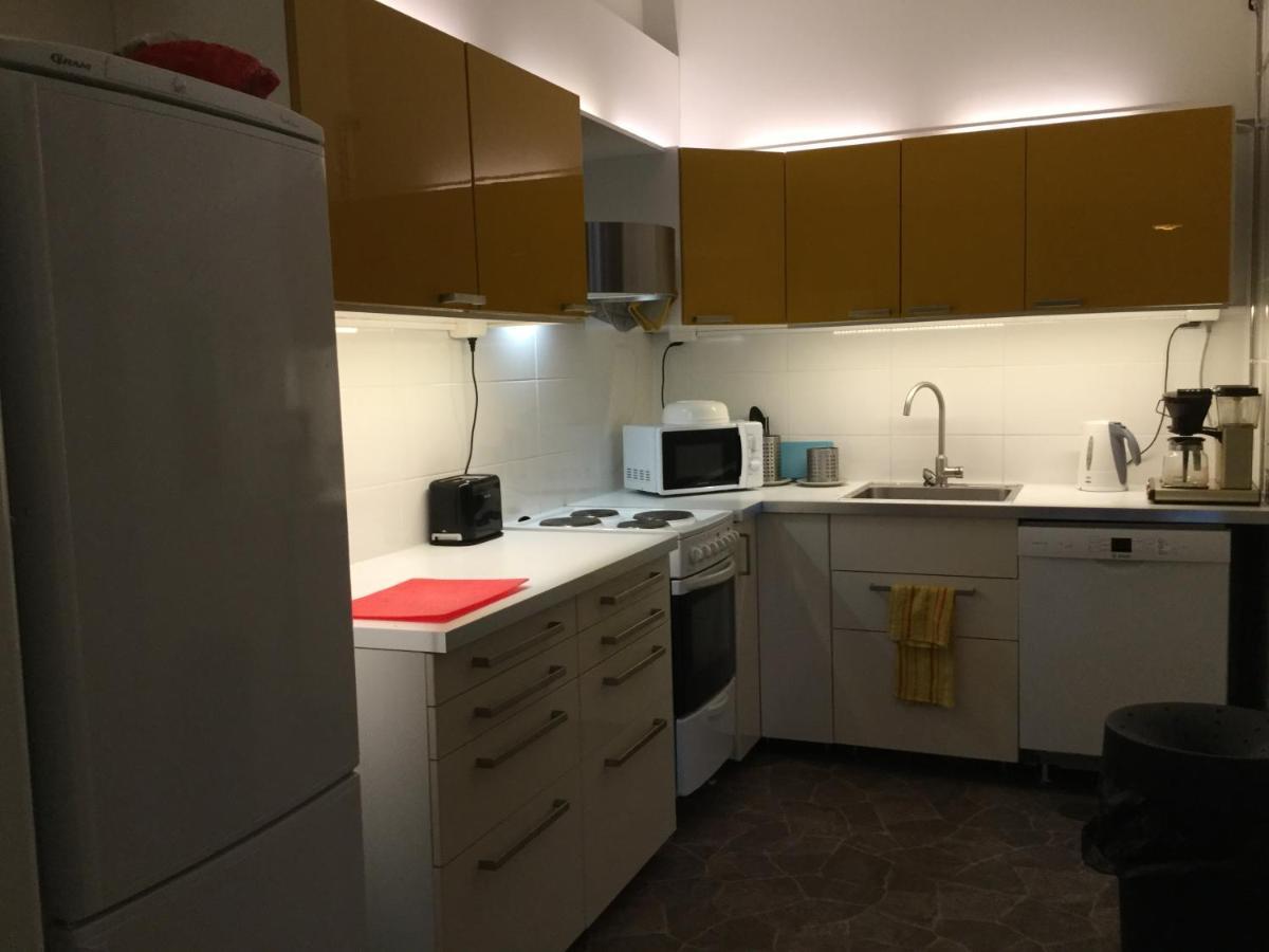 Majatalo Jurtta Hotel Rautuskylä Buitenkant foto