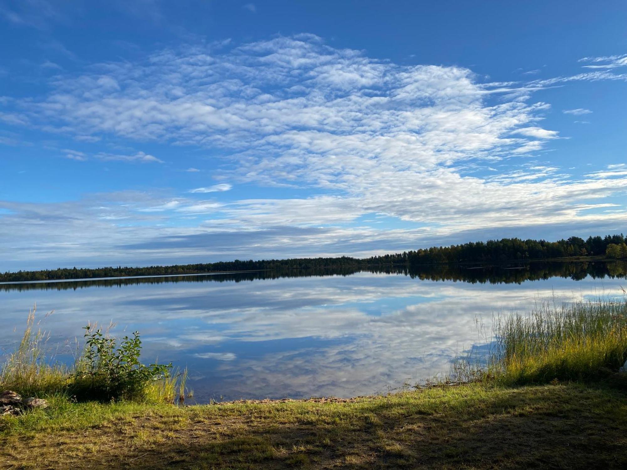 Majatalo Jurtta Hotel Rautuskylä Buitenkant foto